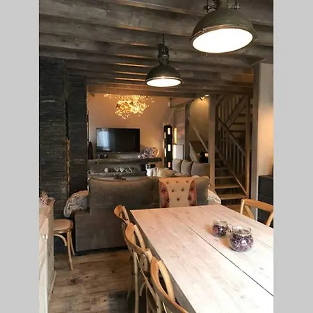 Dossau Chalet